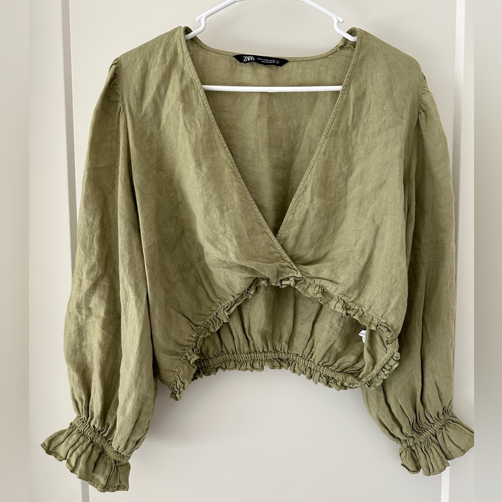 Zara Cropped Plunge Blouse Size Medium Sage Green